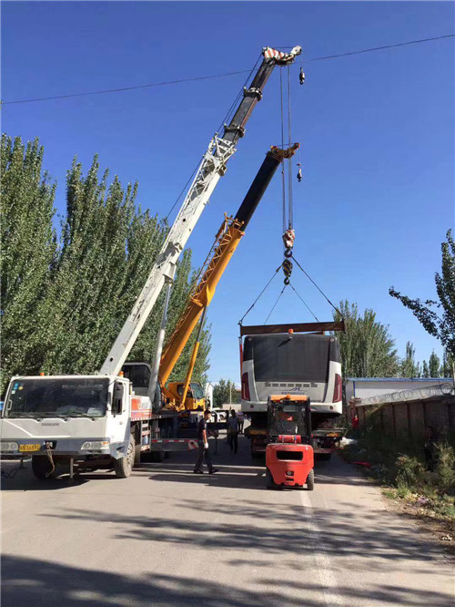 德宏港口集装箱搬运案例